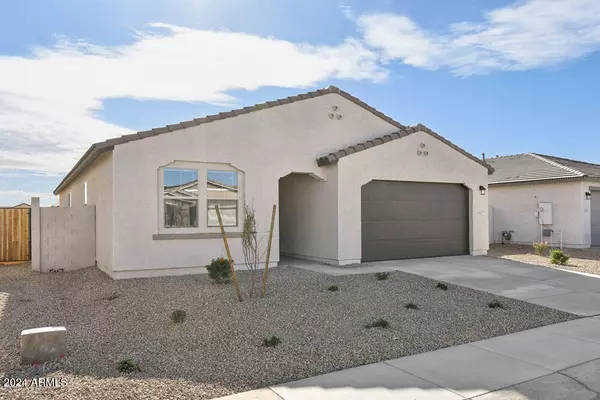 San Tan Valley, AZ 85143,4217 E BROOK LYNN Place