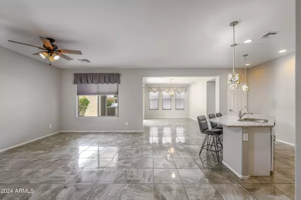 Peoria, AZ 85383,9622 W WHISPERING WIND Drive