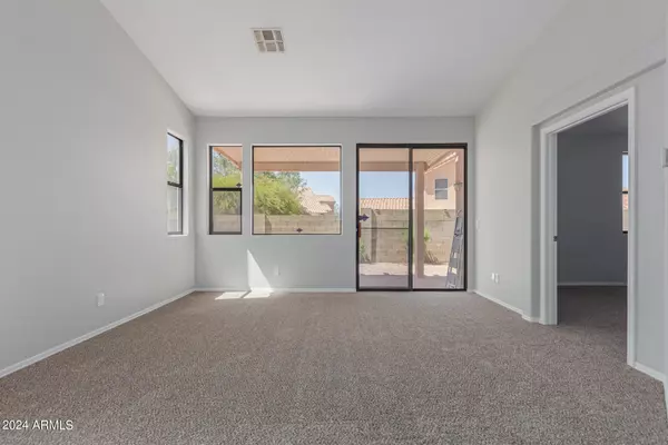 Mesa, AZ 85215,6730 E PRESTON Street #33