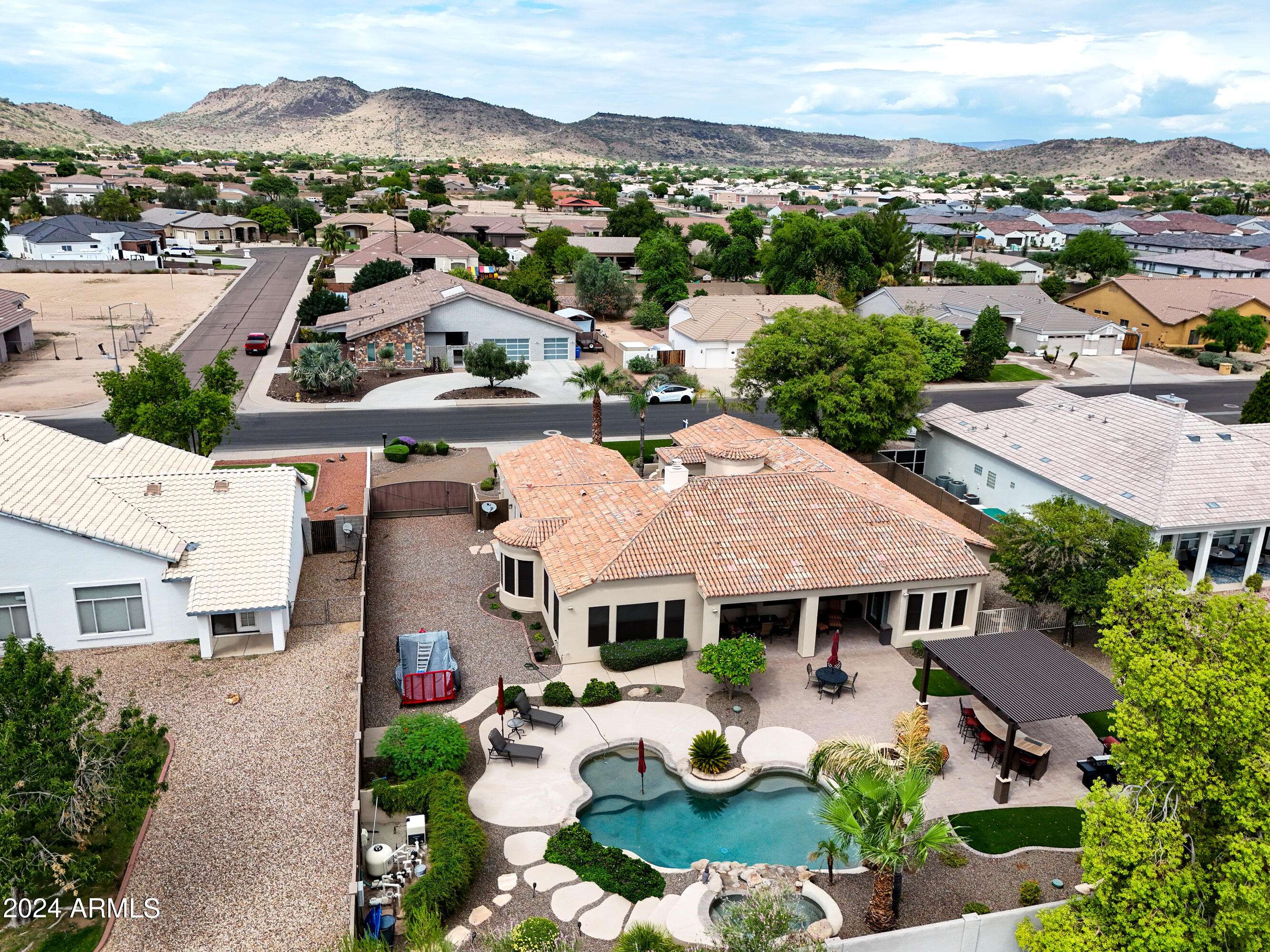 Glendale, AZ 85310,4539 W ALAMEDA Road