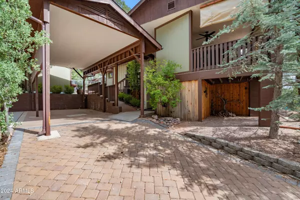 Payson, AZ 85541,903 S PINECONE Street