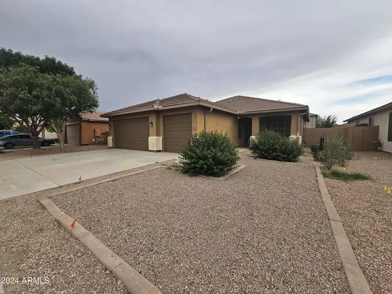 45633 W MOUNTAIN VIEW Road, Maricopa, AZ 85139