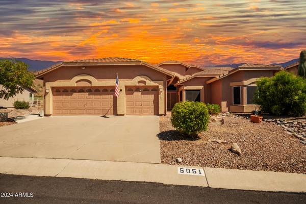 5051 S DUSTY COYOTE Trail, Gold Canyon, AZ 85118