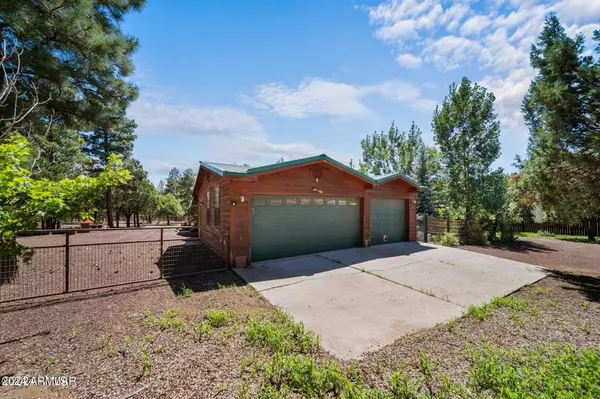 Lakeside, AZ 85929,109 BEAR HUNTER Road