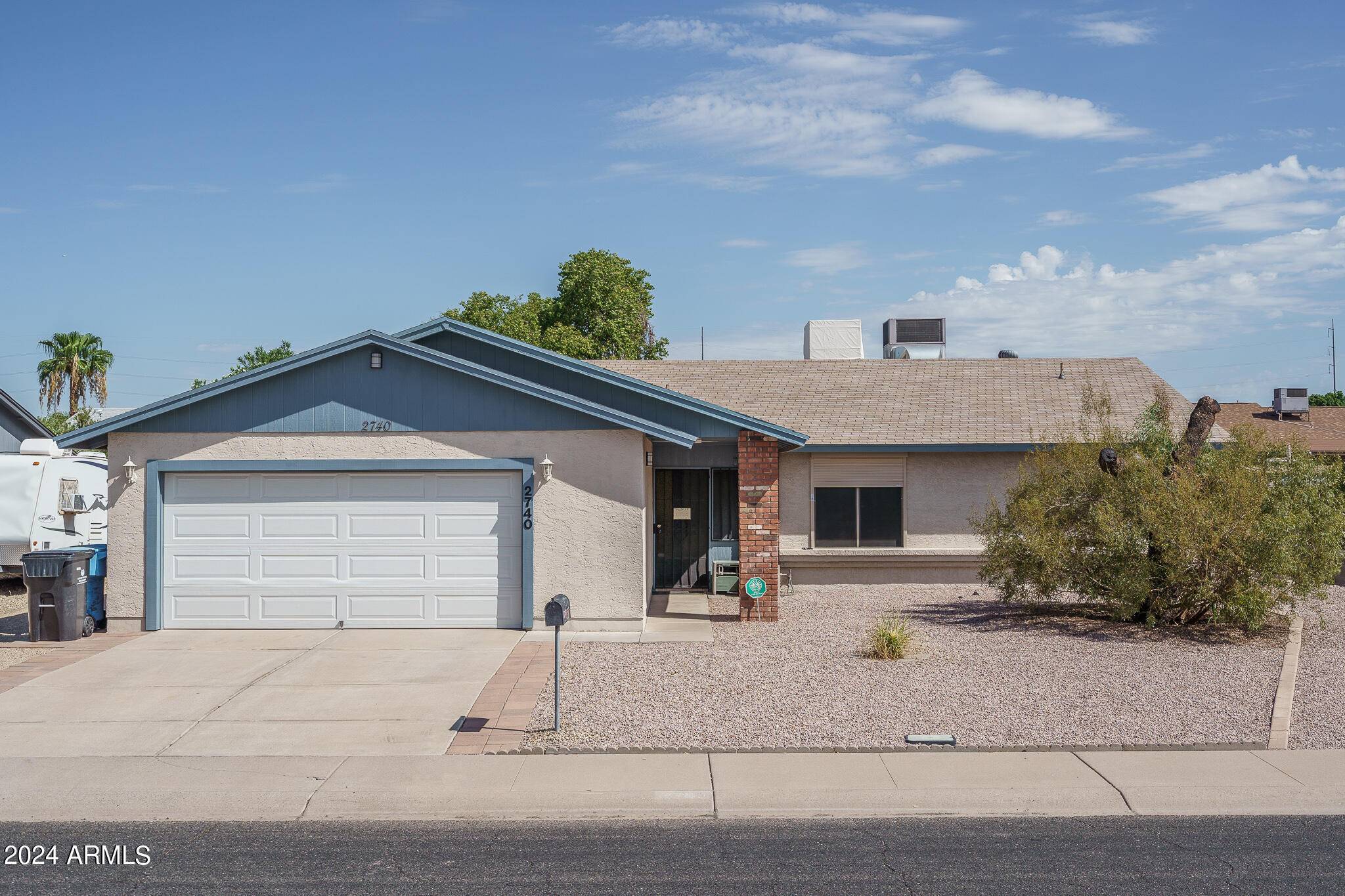 2740 W MICHIGAN Avenue, Phoenix, AZ 85053