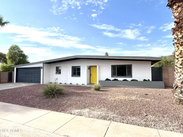 Phoenix, AZ 85028,3815 E SHAW BUTTE Drive