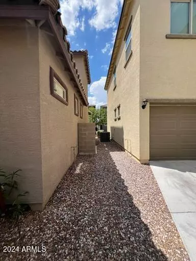 Phoenix, AZ 85041,1728 W POLLACK Street