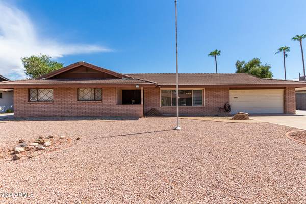 3021 S FAIRWAY Drive,  Tempe,  AZ 85282