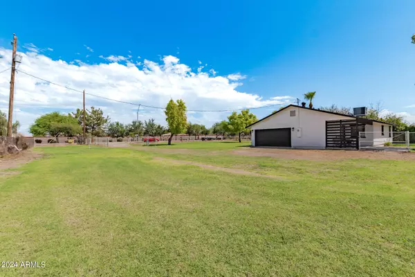 Tolleson, AZ 85353,11005 W Lower Buckeye Road