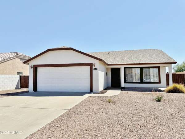 14655 S AMADO Boulevard, Arizona City, AZ 85123