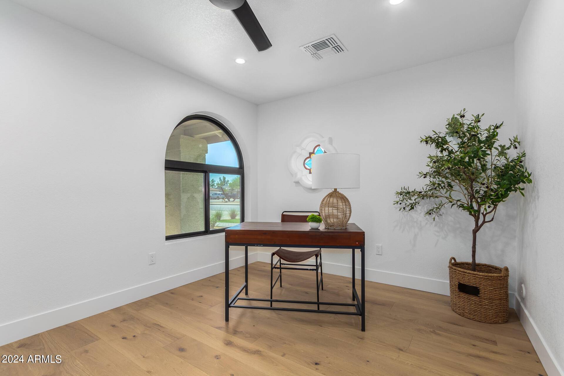 Scottsdale, AZ 85254,15017 N 60TH Street