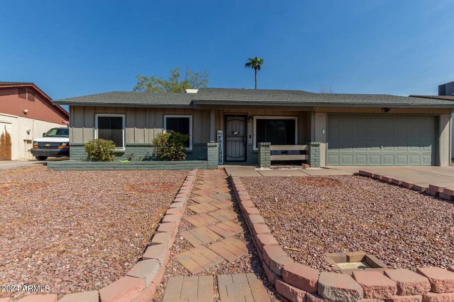 632 W PAMPA Avenue, Mesa, AZ 85210