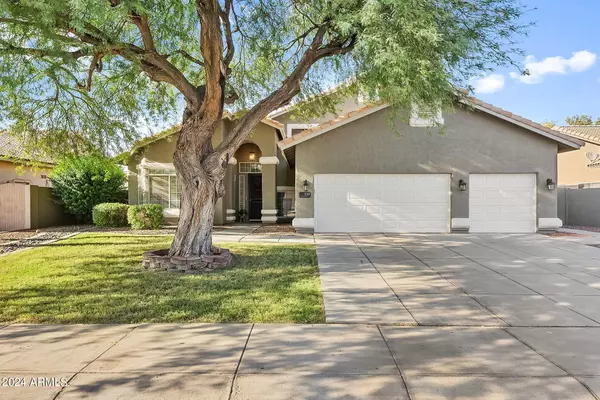 Gilbert, AZ 85296,230 E APPALOOSA Court