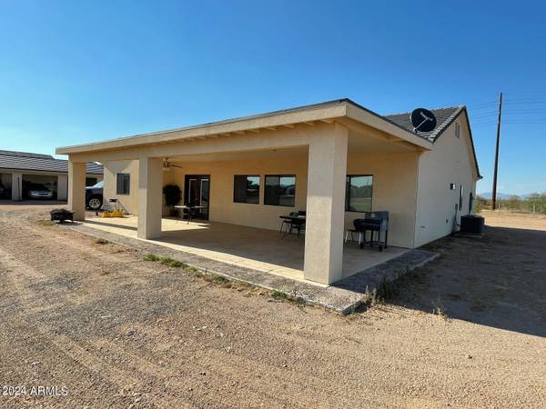 1527 E GERMANN Road, San Tan Valley, AZ 85140