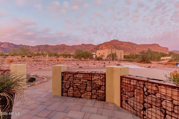 Gold Canyon, AZ 85118,10647 E VISTA DEL CIELO --