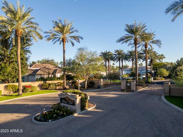 Paradise Valley, AZ 85253,7148 E Valley Trail