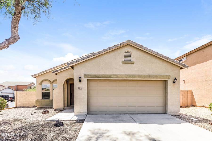 17217 W COUNTRY GABLES Drive W, Surprise, AZ 85388