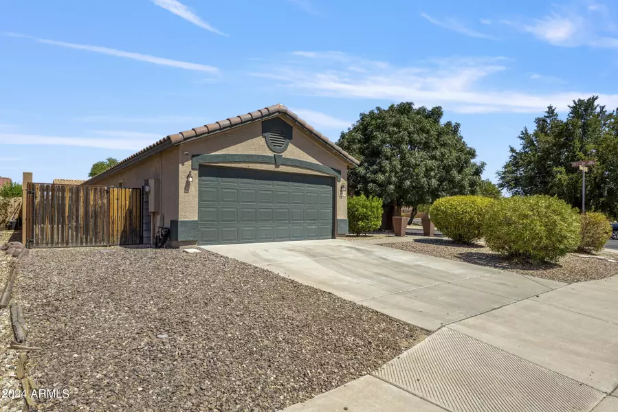 15720 W CROCUS Drive, Surprise, AZ 85379