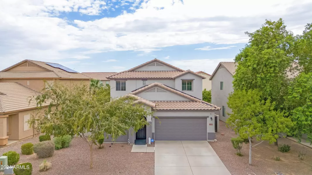 375 E BACKMAN Street, San Tan Valley, AZ 85140