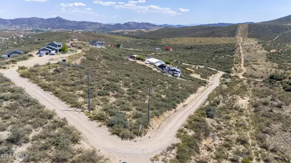 Dewey, AZ 86327,1675 S RUDYS Trail #-