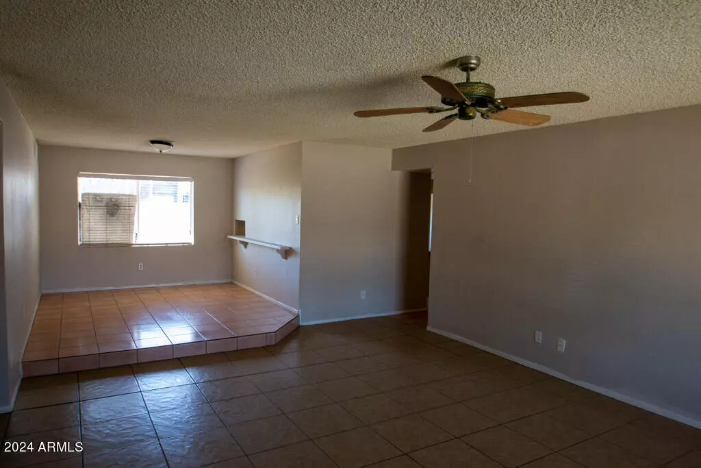 Glendale, AZ 85304,5431 W SIERRA Street