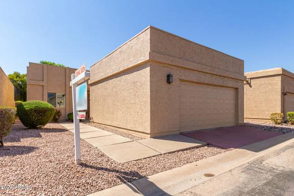 Mesa, AZ 85203,1360 E BROWN Road #25