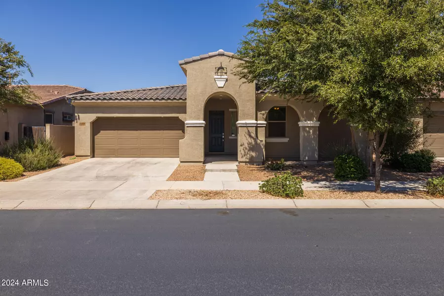 22538 E SONOQUI Boulevard, Queen Creek, AZ 85142