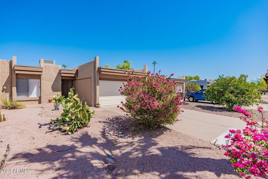 836 W RICE Drive, Tempe, AZ 85283