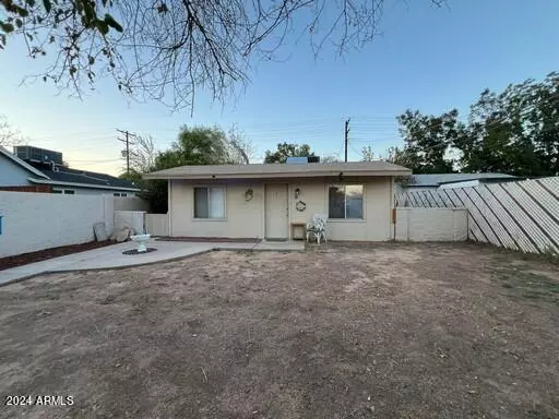 Phoenix, AZ 85051,2532 W MORTEN Avenue