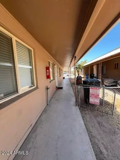 Mesa, AZ 85201,931 N ORANGE --