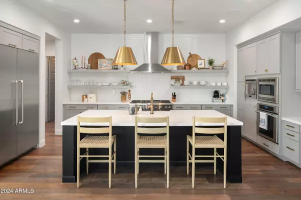 Phoenix, AZ 85018,5419 E Calle Tuberia --