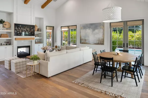 Phoenix, AZ 85018,5419 E Calle Tuberia --