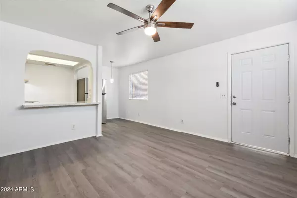 Glendale, AZ 85301,6302 N 64TH Drive #17