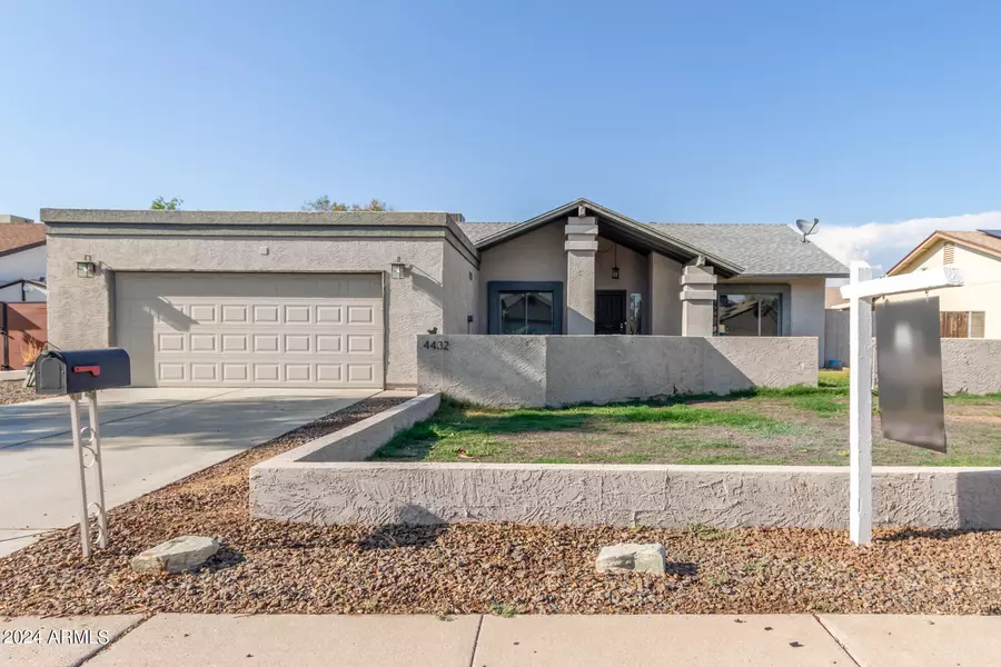 4432 W YORKSHIRE Drive, Glendale, AZ 85308