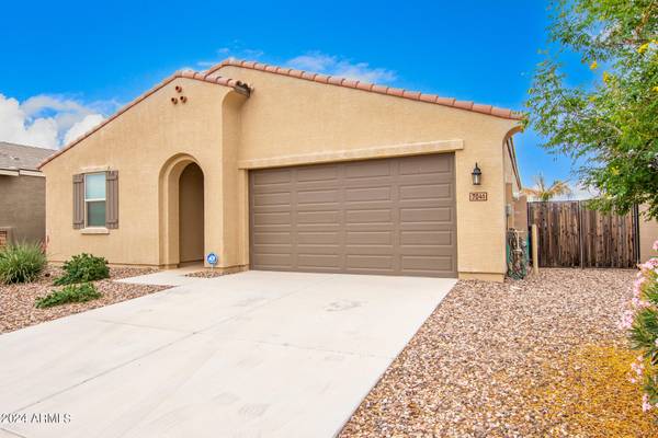 San Tan Valley, AZ 85143,7041 E BOBWHITE Court