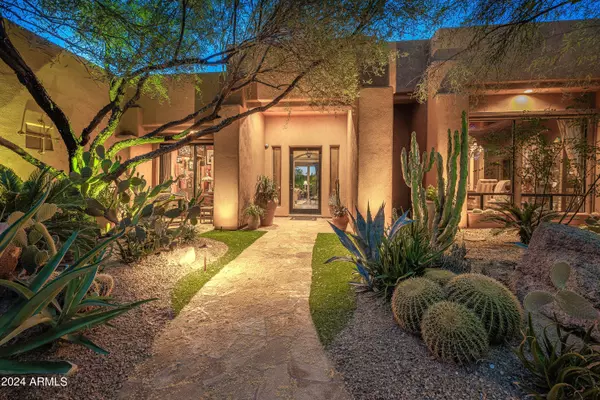37075 N BLOODY BASIN Road, Carefree, AZ 85377