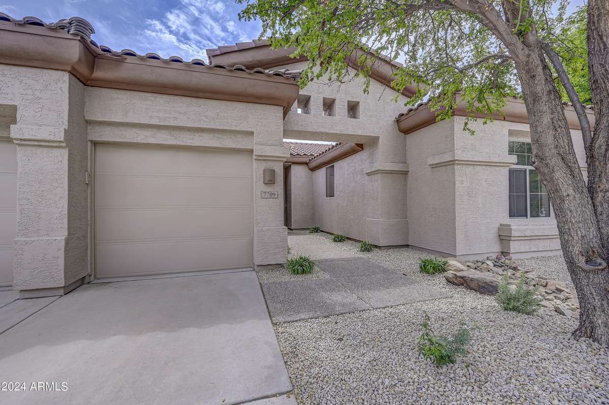 Scottsdale, AZ 85255,7709 E VIA MONTOYA --