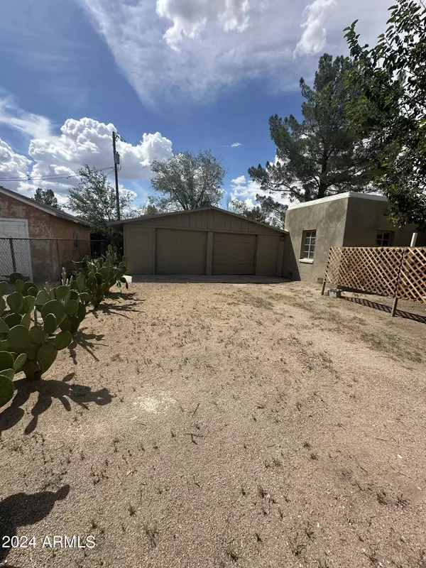 Willcox, AZ 85643,192 N PHOENIX Avenue