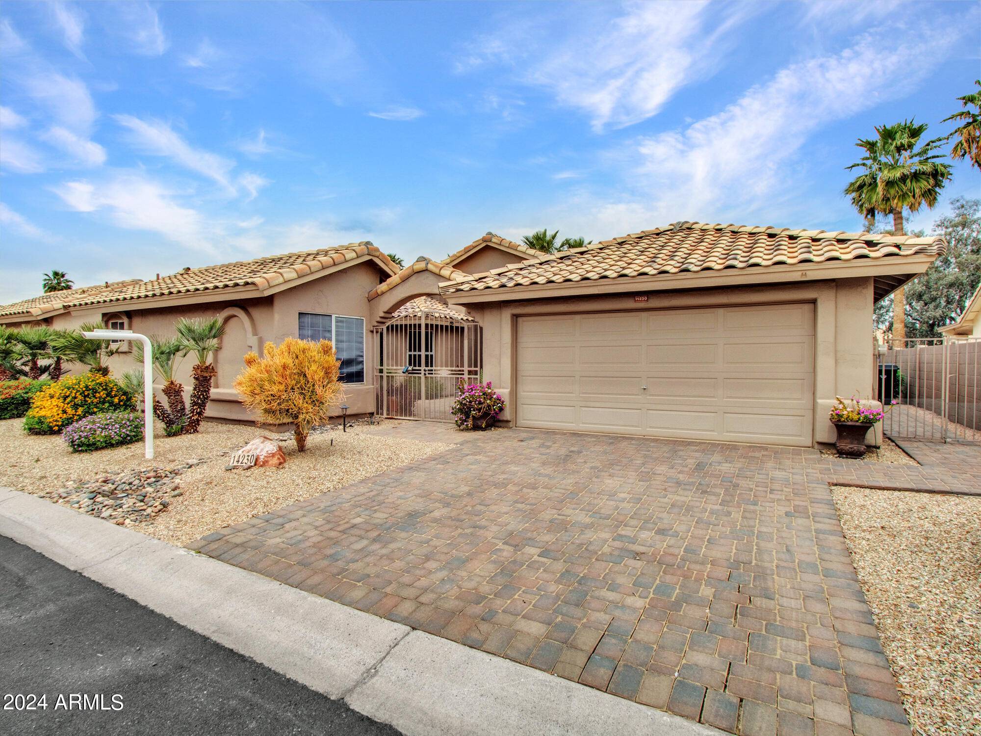 14230 W KIOWA Trail, Surprise, AZ 85374