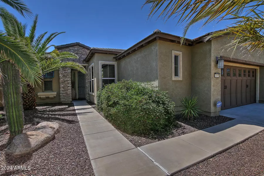 13055 W EAGLE TALON Trail, Peoria, AZ 85383