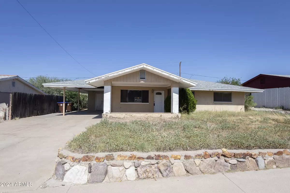 Kearny, AZ 85137,334 W ESSEX Road