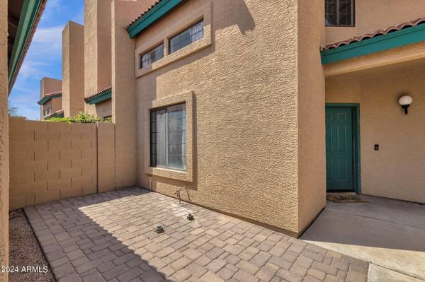 Mesa, AZ 85201,225 W 1ST Street #121