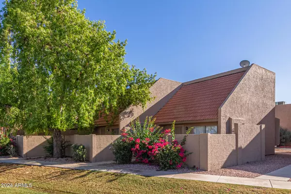 4329 W ORANGEWOOD Avenue, Glendale, AZ 85301