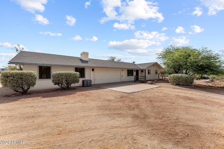 51661 N 293 Avenue, Wickenburg, AZ 85390