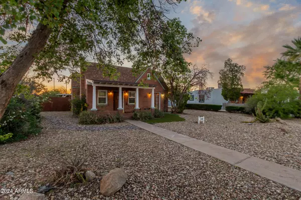 Phoenix, AZ 85008,2102 N 24TH Place