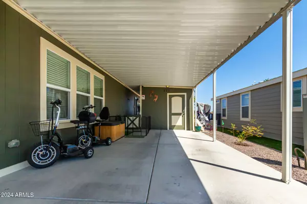 Goodyear, AZ 85338,17506 W VAN BUREN Street #467