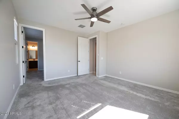 Maricopa, AZ 85138,21759 N DANIEL Drive