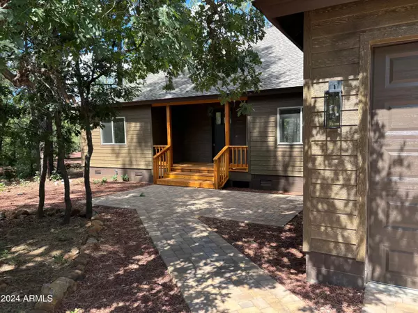 Pinetop, AZ 85935,6114 COCONINO Circle