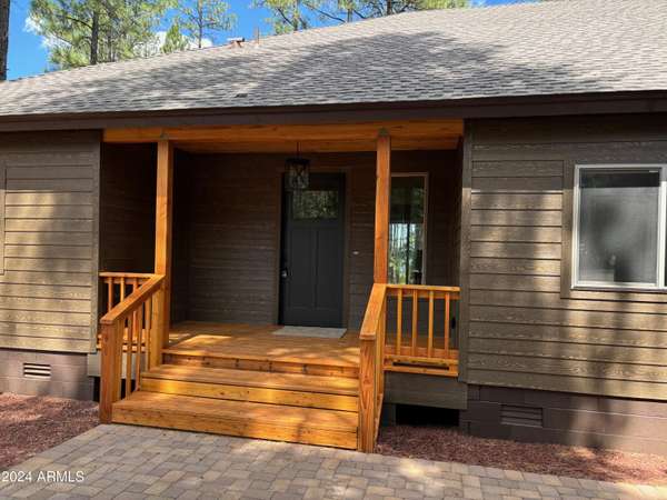 Pinetop, AZ 85935,6114 COCONINO Circle