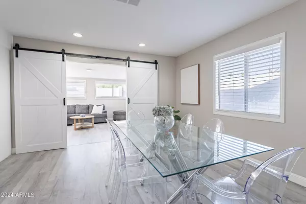 Scottsdale, AZ 85251,8716 E MITCHELL Drive